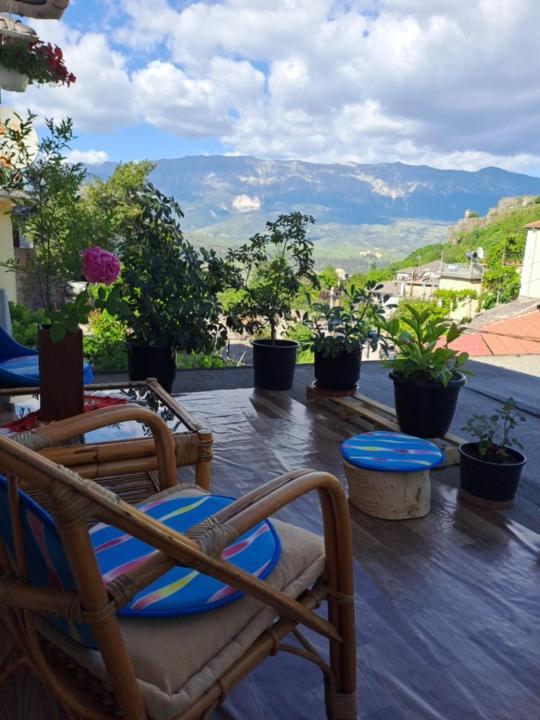 Manga Guesthouse Αργυρόκαστρο Εξωτερικό φωτογραφία